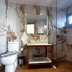 Rodosrooms *