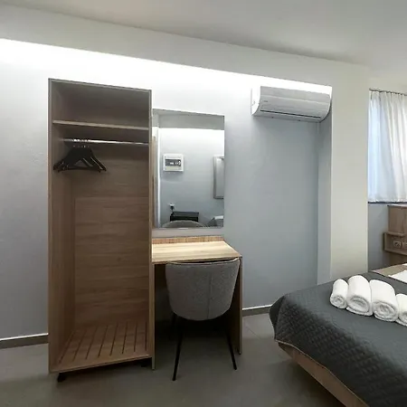 Rodosrooms Apartment