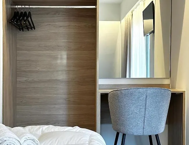 Апартаменти Rodosrooms Rhodes City